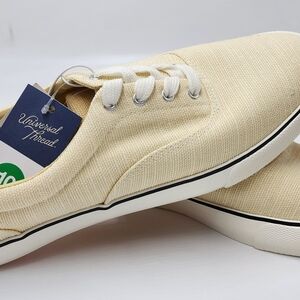 Universal Thread Women's Cream Canvas Sneakers -Size 10 NWT